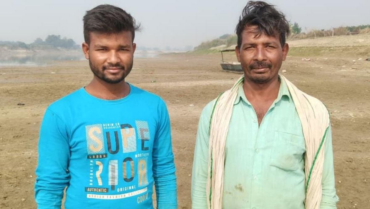 teen jumps off karmaini bridge in gorakhpur saved by boatmen