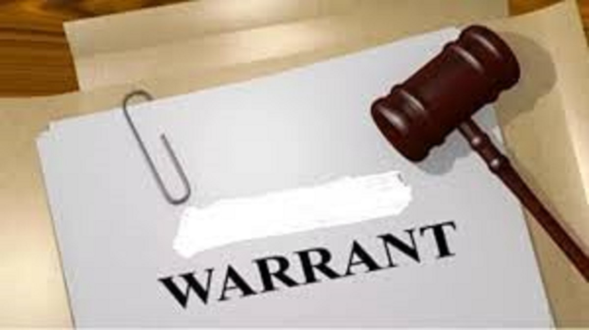 chandigarh loot case warrant issued for merchant due to repeated absence