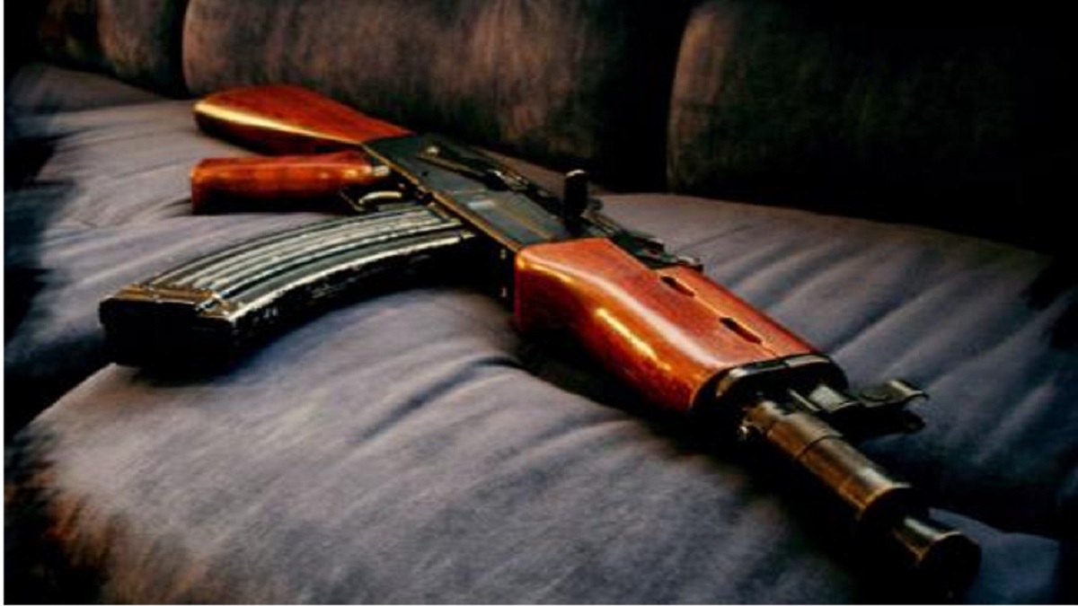 jharkhand armed police personnel dies as service rifle goes off while cleaning