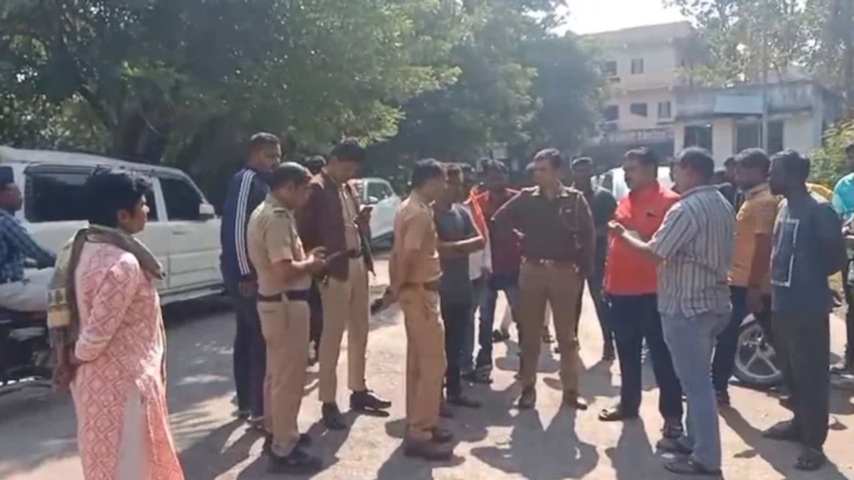 13 year old girl committed suicide by jumping from a school building in jalna