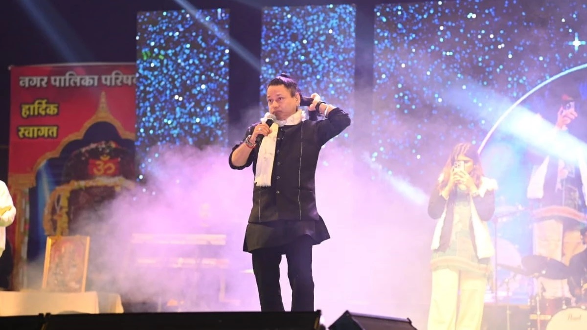 kailash kher controversy singer mocks organizers in mandsaur