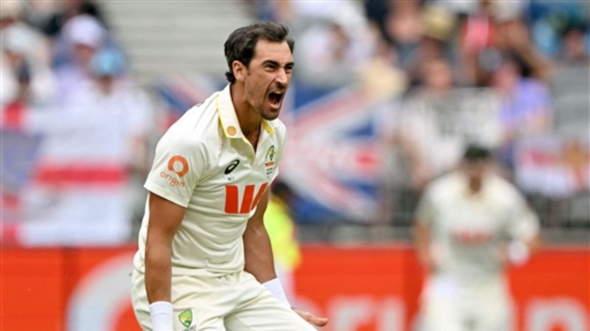 ashes series aus vs eng mitchell starc bowling record took 10 wicket create history
