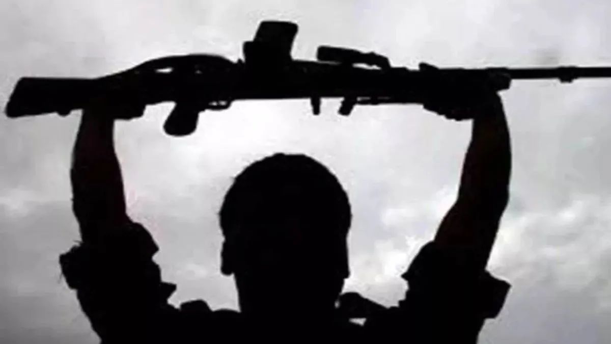 37 maoists surrender in telangana including top leaders and young women