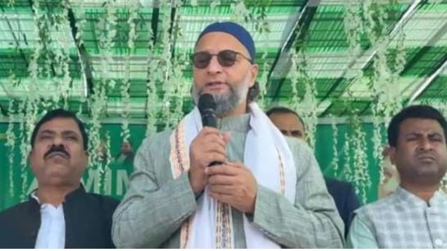NDA से हाथ मिलाएंगे ओवैसी? बिहार पहुंचे AIMIM प्रमुख बोले- हम नीतीश कुमार को समर्थन देने को तैयार, लेकिन...