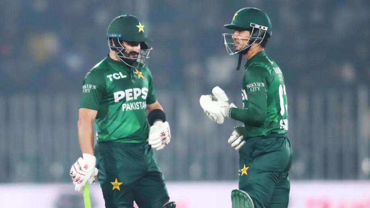 pakistan beat sri lanka by 7 wickets