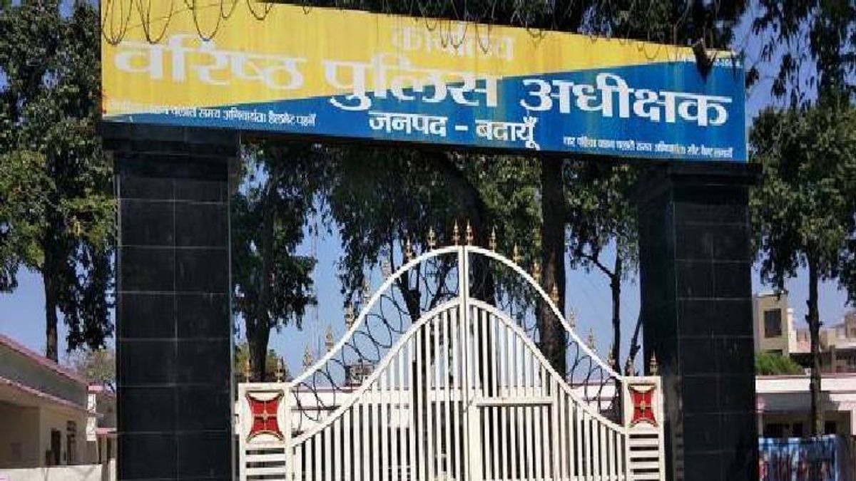 roadways police badaun constable suspended in illegal transportation racket