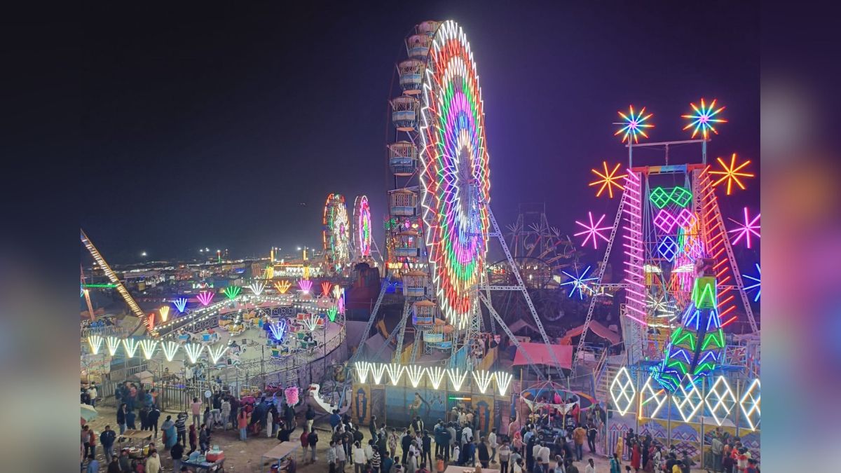 dadri mela crowds throng historic fair attracted by colorful lights