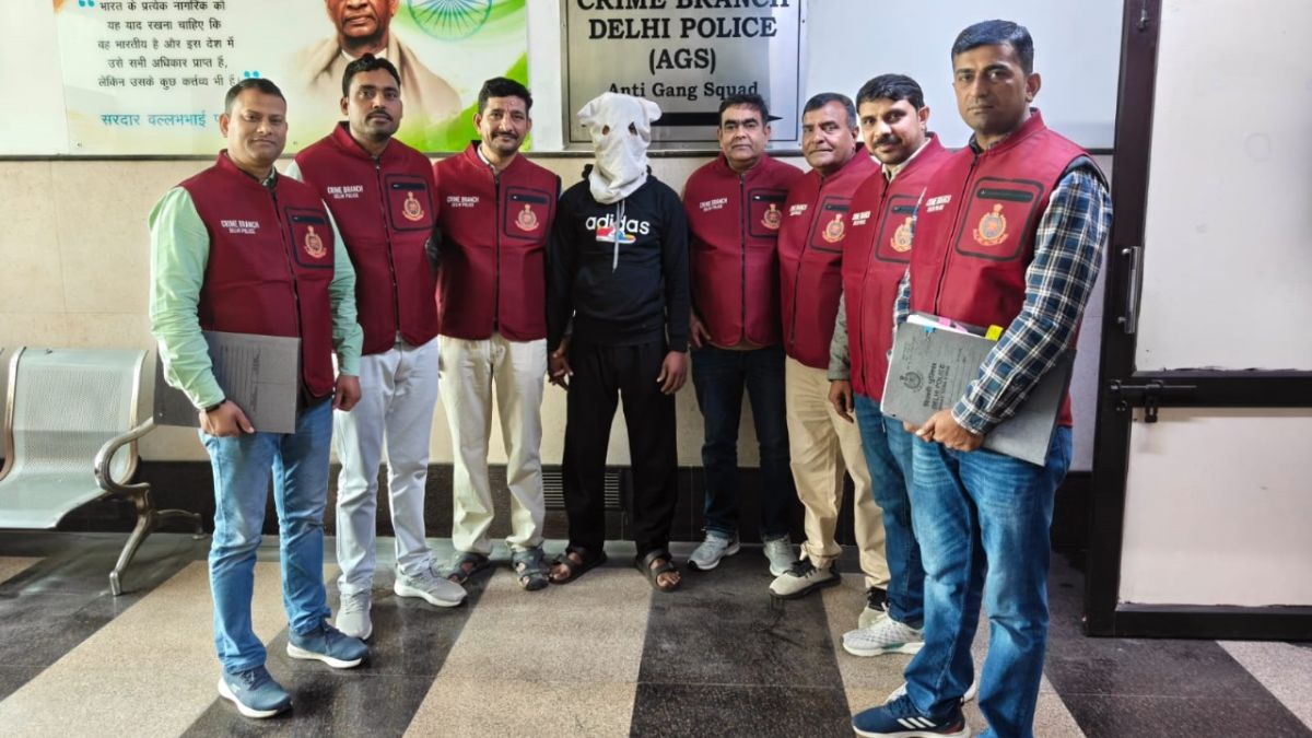 delhi crime notorious criminal arrested in timarpur attempted murder case