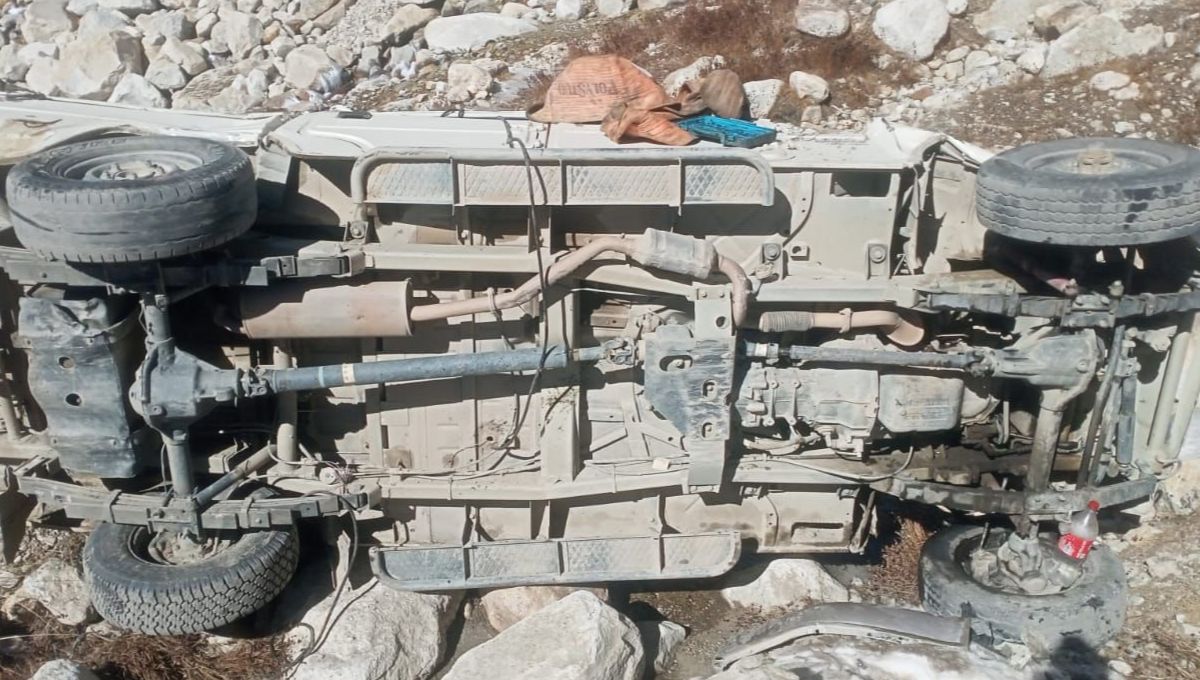 pickup truck falls into river near badrinath two injured