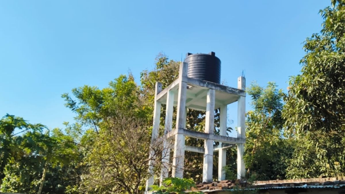 water crisis in nandlalpur damaged pipelines halt water supply