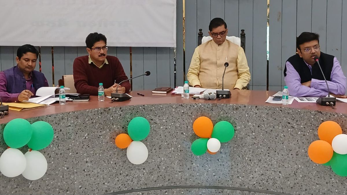 best blo will receive a jungle safari and movie tickets also receive a chance to have lunch with their families at chuka beach