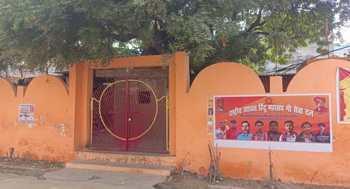 greater noida prasad distribution stopped at sheetla temple after incident