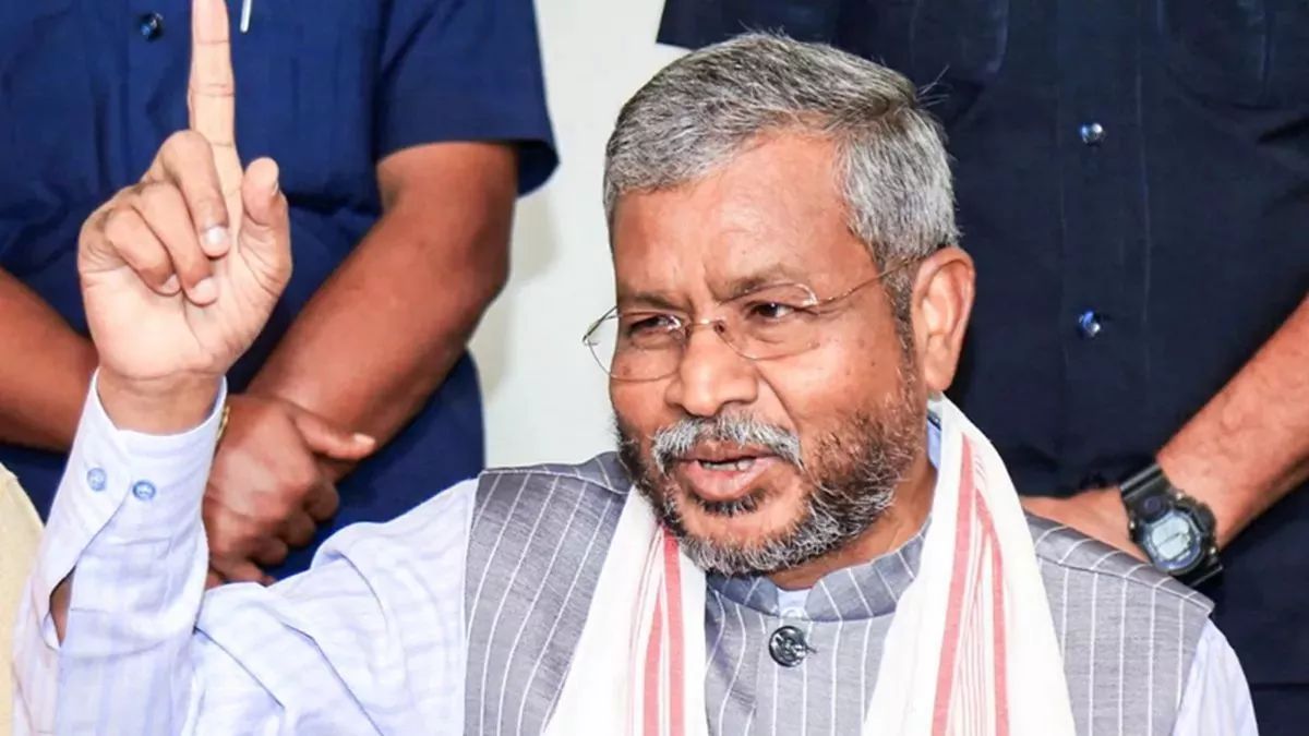 babulaal marandi slams corrupt officials inaction in jharkhand