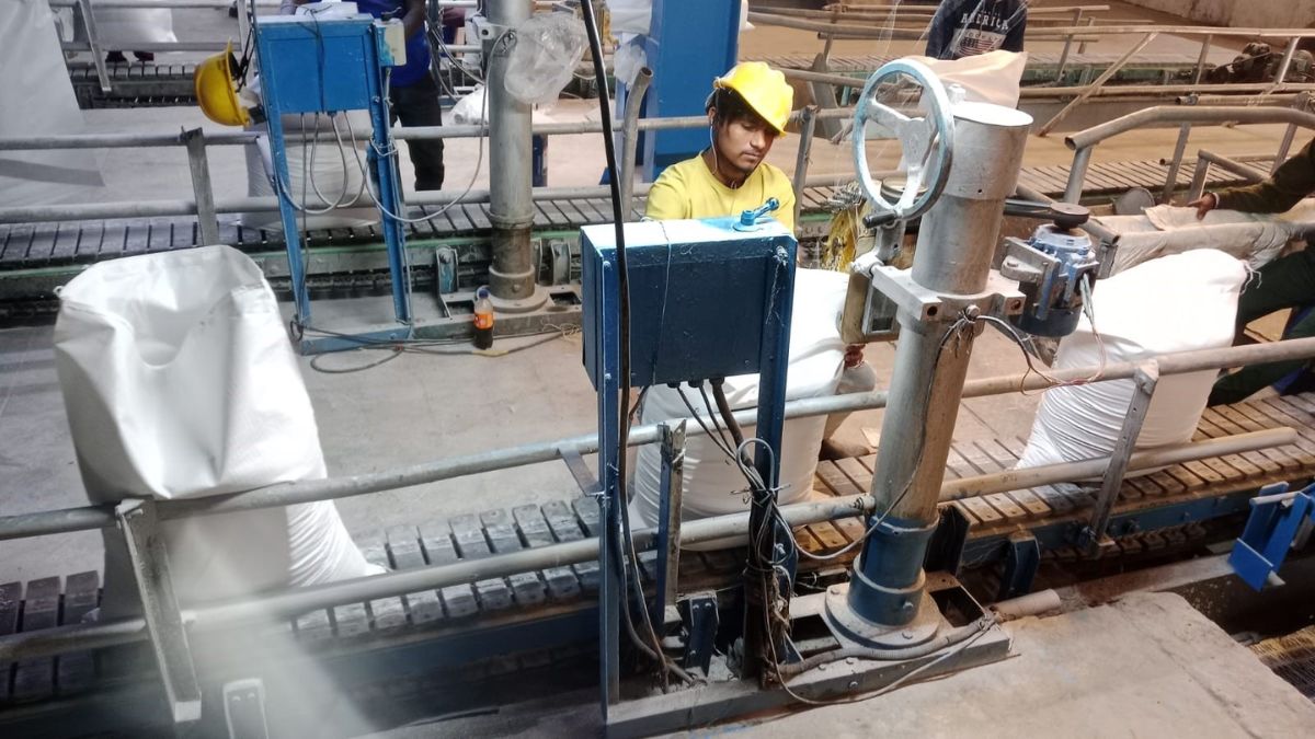 sugar export approved after four years by indian government mills get quota of 41 thousand metric ton