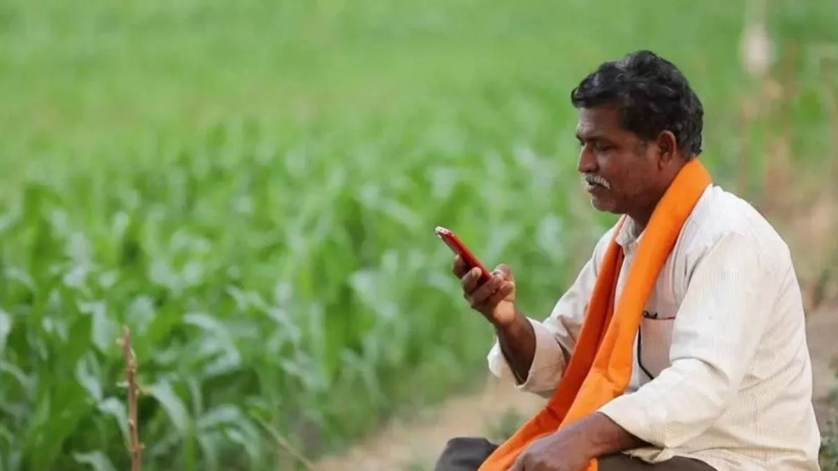 drone spraying for farmers save time money on urea application