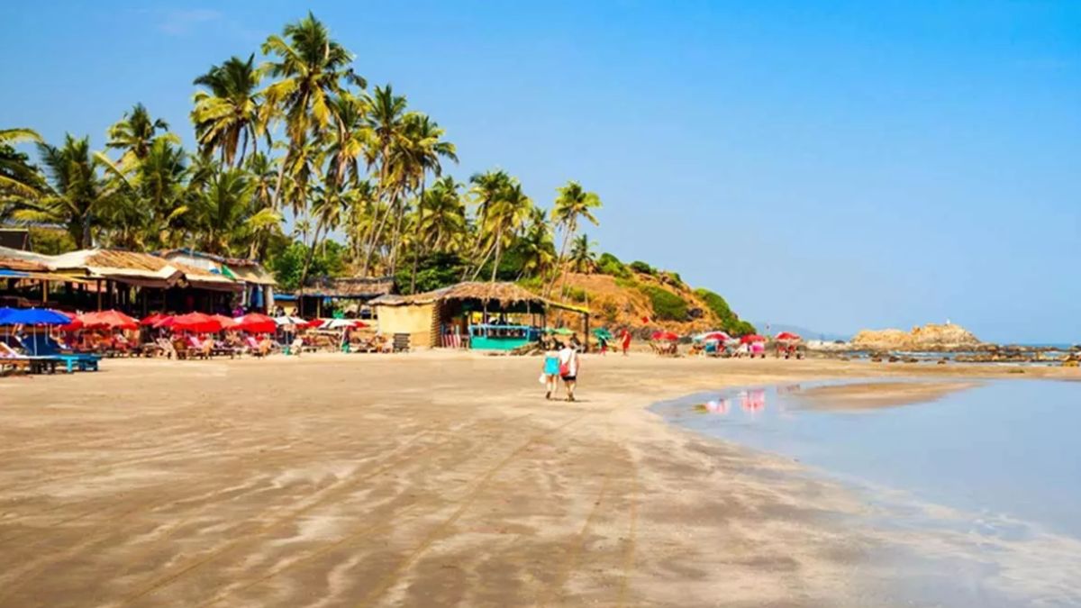 goa police accused of misbehaving with russian women