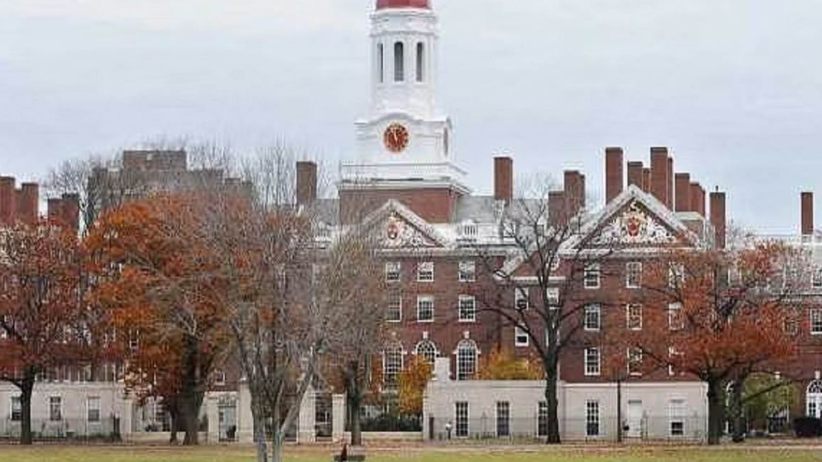 harvard university cyber attack student and donor data leaked