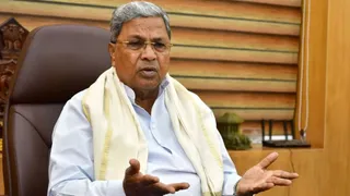तोते से कराई मुख्यमंत्री की भविष्यवाणी (फाइल फोटो)