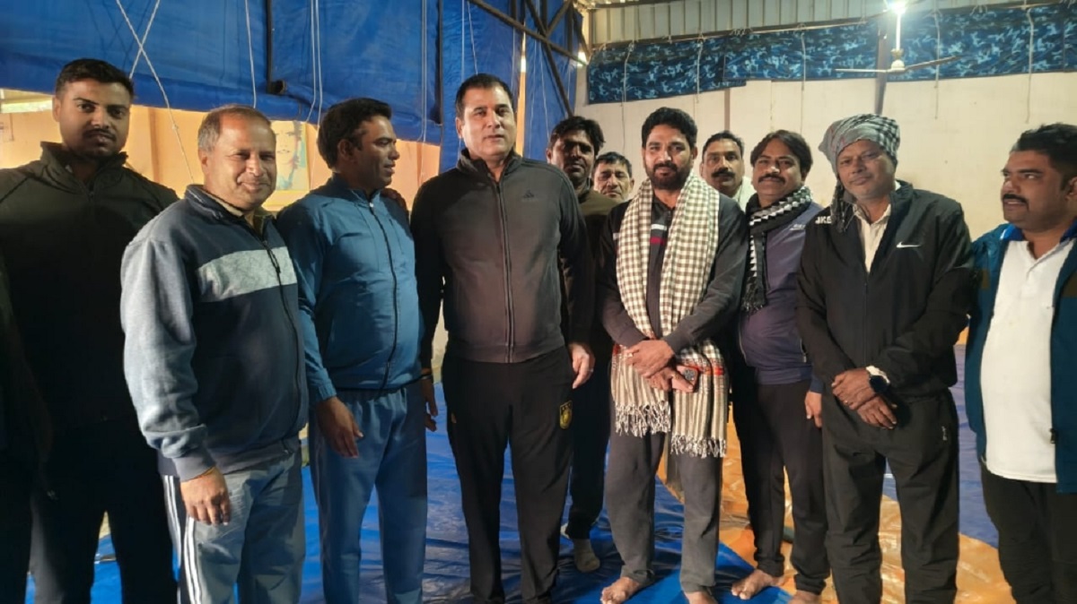 bjp mlas controversial statement on cow slaughter in up