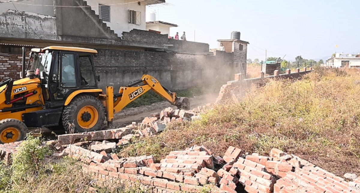 panchkula illegal colonies demolished in three villages
