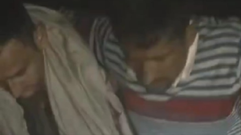 rampur encounter cattle smuggler shot arrested accomplice escapes