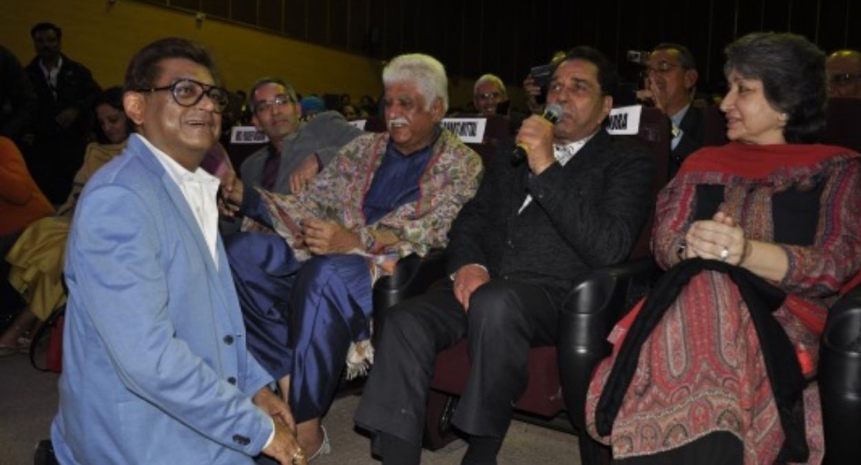 the city was in a festive mood with people rushing to catch a glimpse actor dharmendra had visited ludhiana five years ago