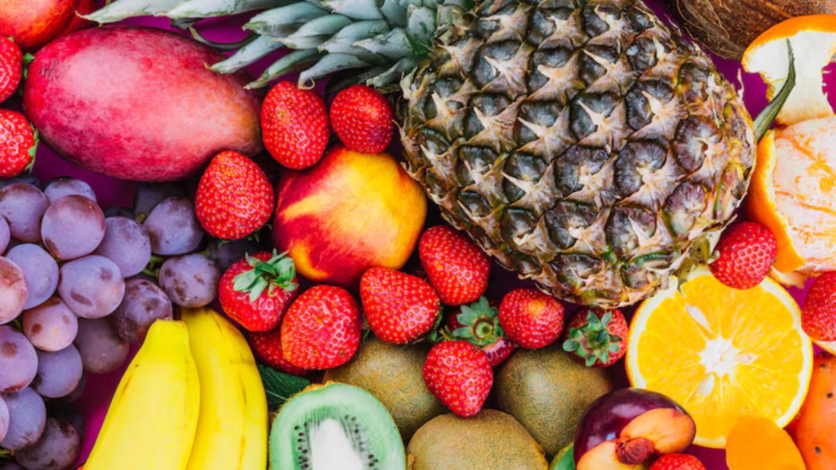 disadvantages of eating fruit immediately after a meal doctor explained the right time and method