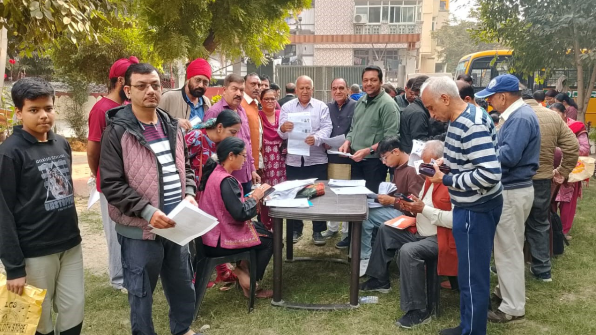 ghaziabad sir form submission drive blos and officials active