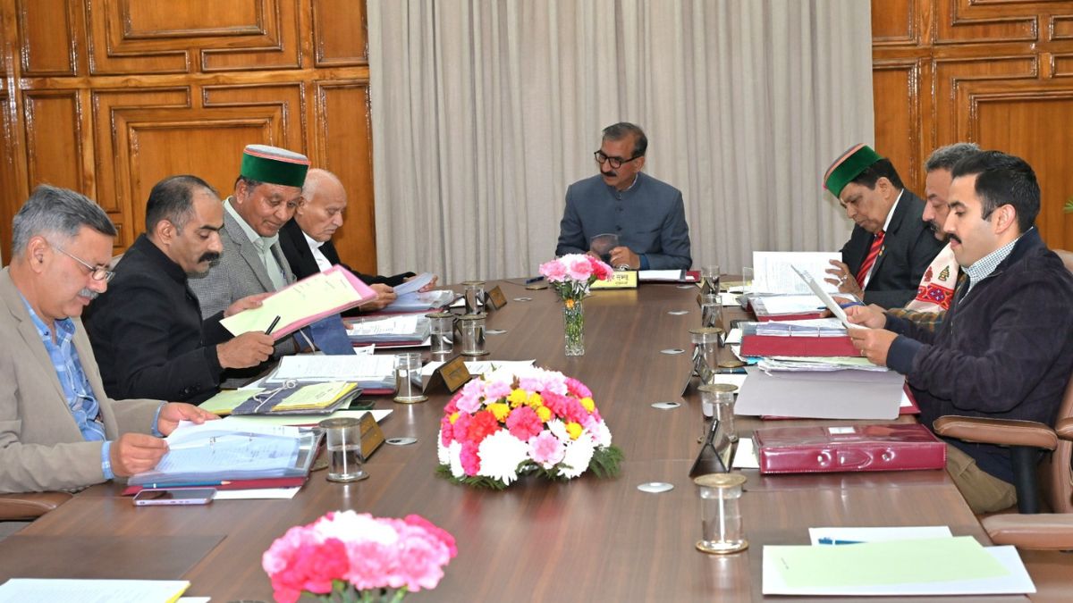 himachal pradesh cabinet decision on disaster relief and govt jobs police constable and rogi mitra bharti