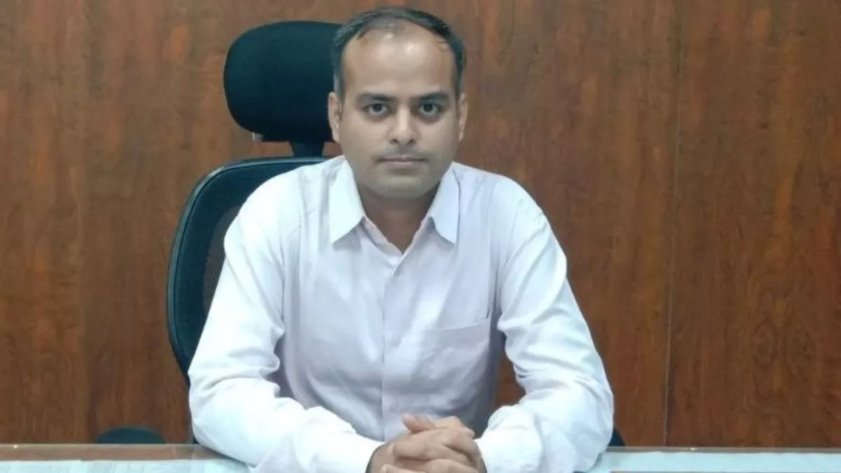 jharkhand crime acb questions east singhbhum dc on liquor scam action