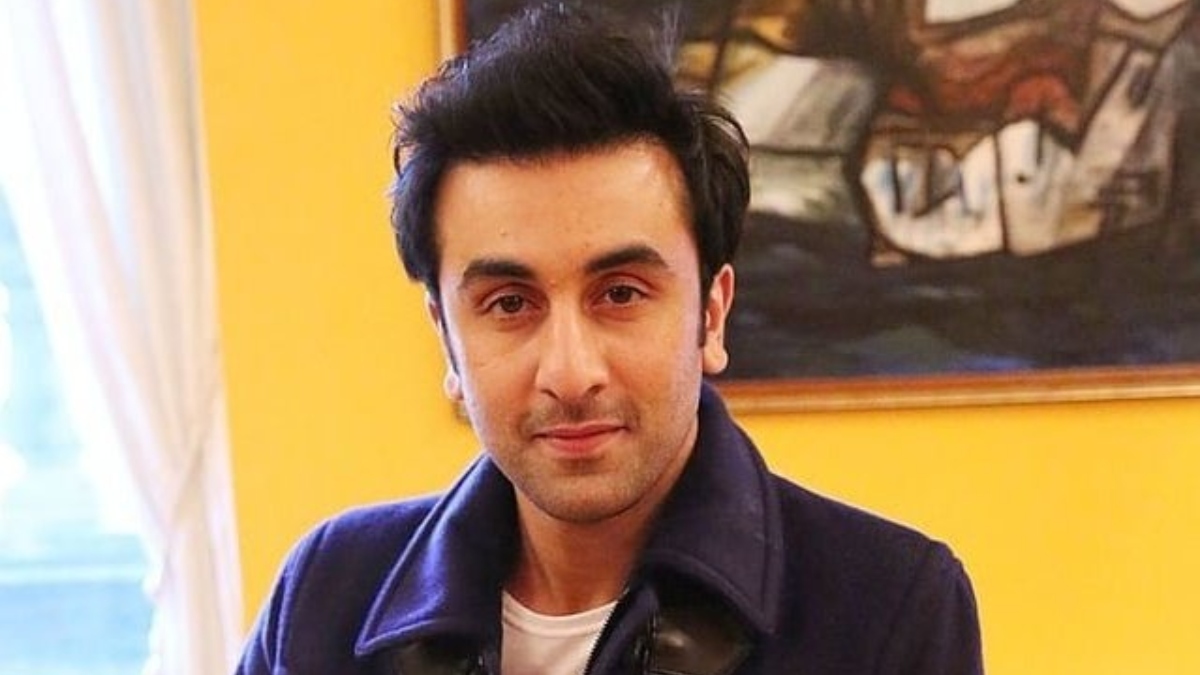 is ranbir kapoor eat mutton and fish in dining with kapoor as people slammed him for claiming quitting nonveg