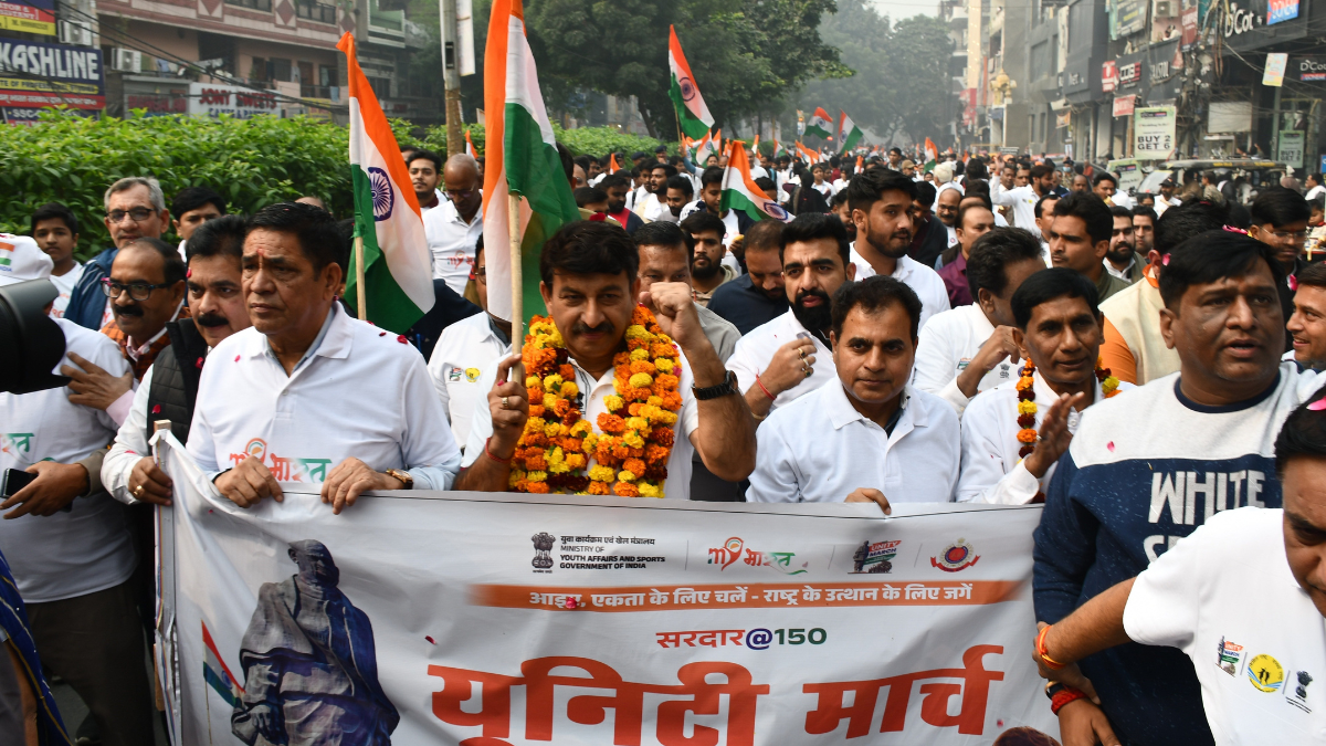 bjps unity march in delhi manoj tiwari accuses congress