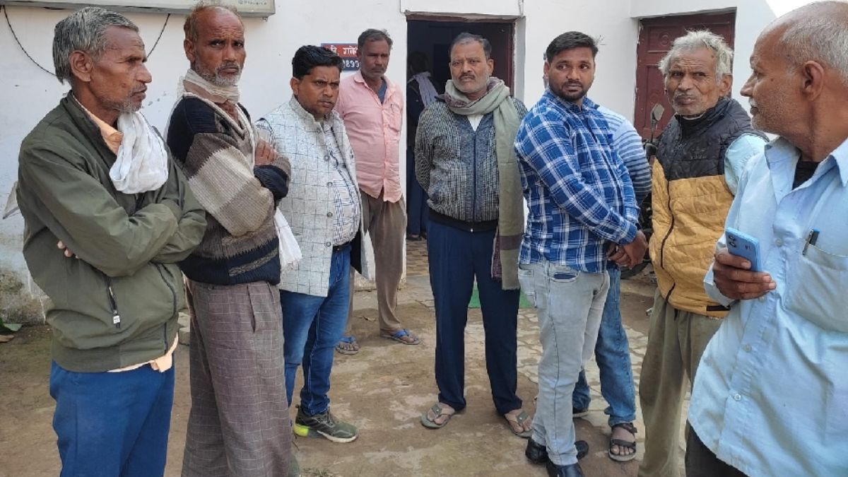 fatal accident mini truck collision on highway in auraiya one dead