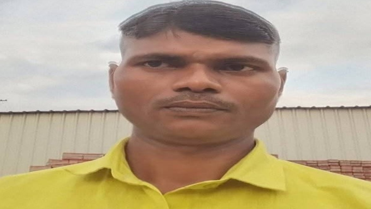 a laborer died after being hit by a bus in azamgarh the bus driver fled