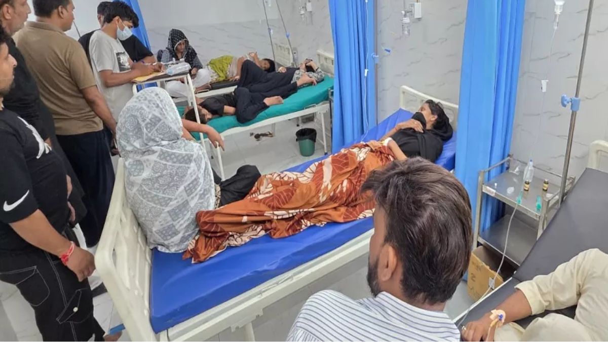 in jammu and kashmir 12 people from the same family fell ill due to food poisoning all were hospitalized