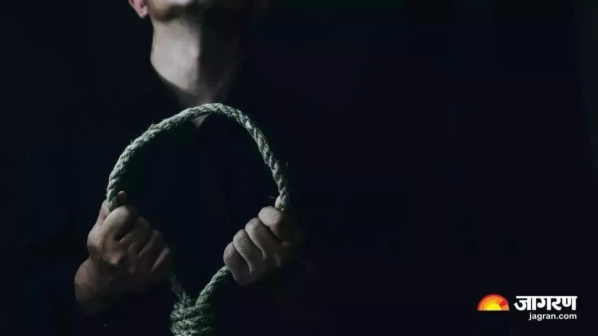 varanasi man found hanging in room police investigating