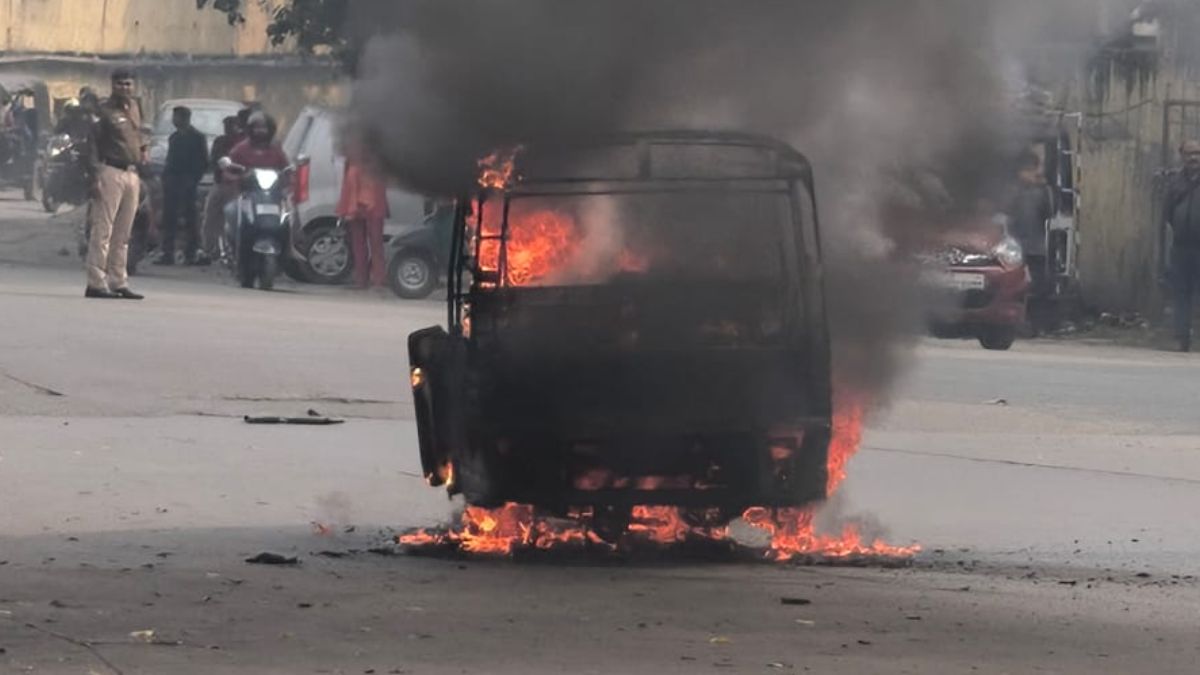 tata nagar railway station two blasts cause chaos and fire