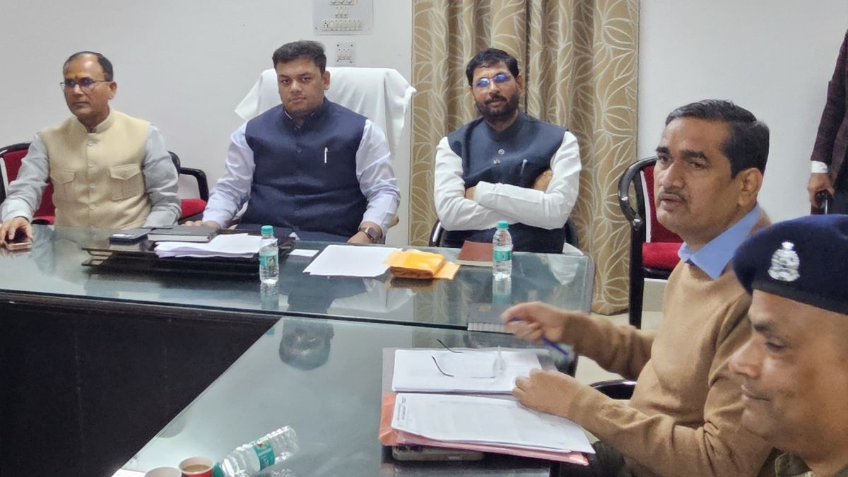 up minister sandeep singh said action should be taken against corrupt officials