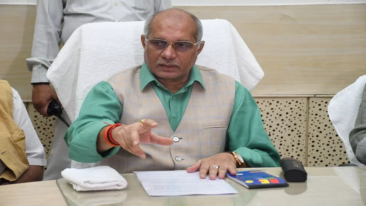 protecting cows from cold livestock minister issues directives