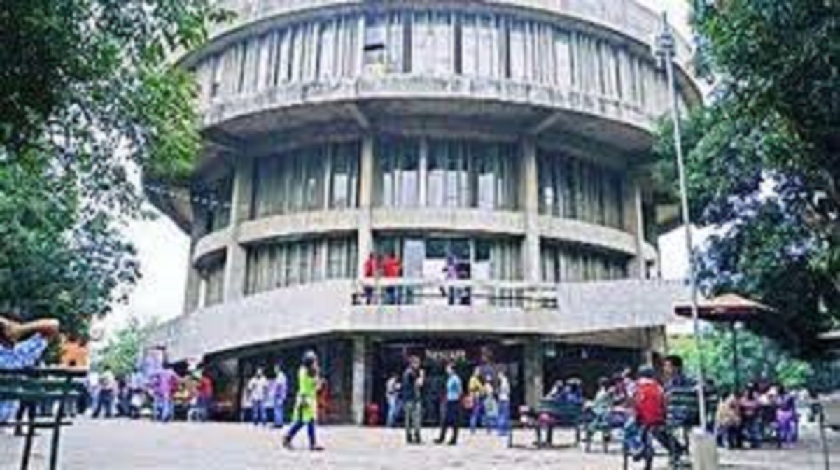 punjab university declares holiday exams shifted to dav college