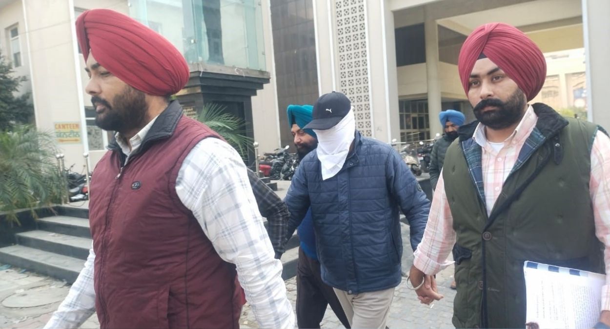 batala sdm arrested for bribery remanded by court for 2 days cash worth rs 14 lakh was found from the house