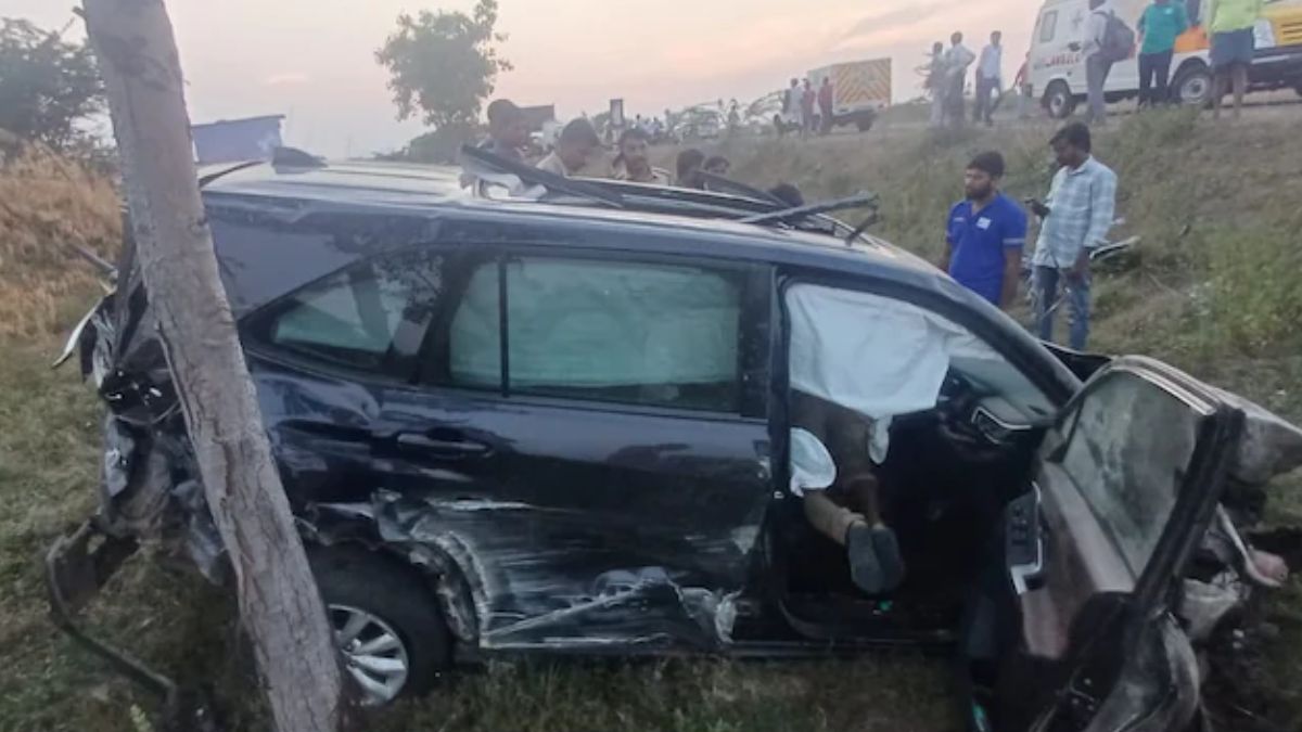 karnataka road accident senior ias officer mahantesh bilagi dies