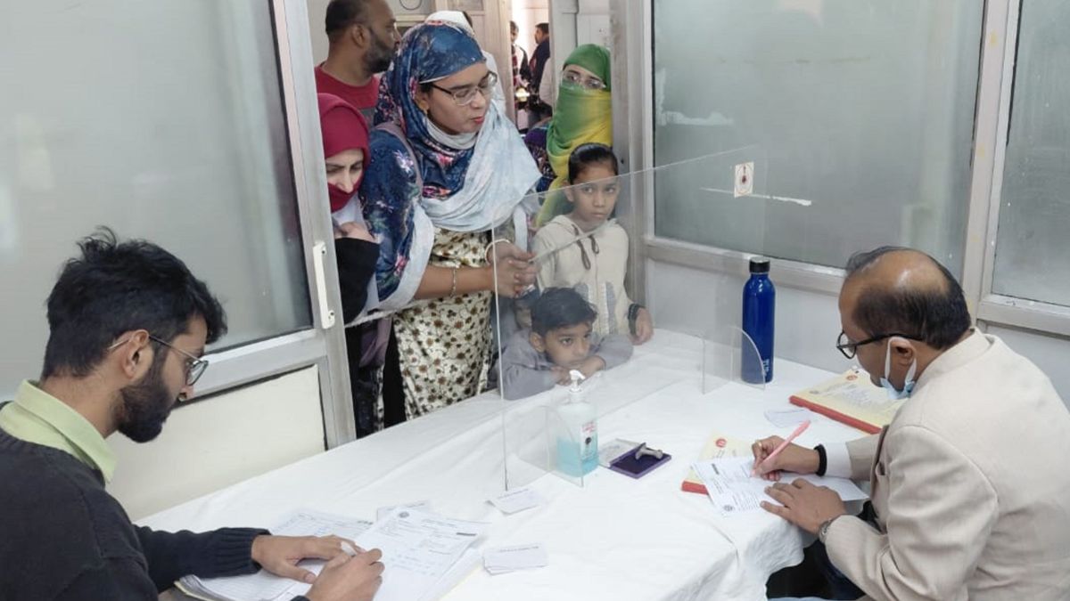 saans campaign in ghaziabad doctors to help with breathing problems