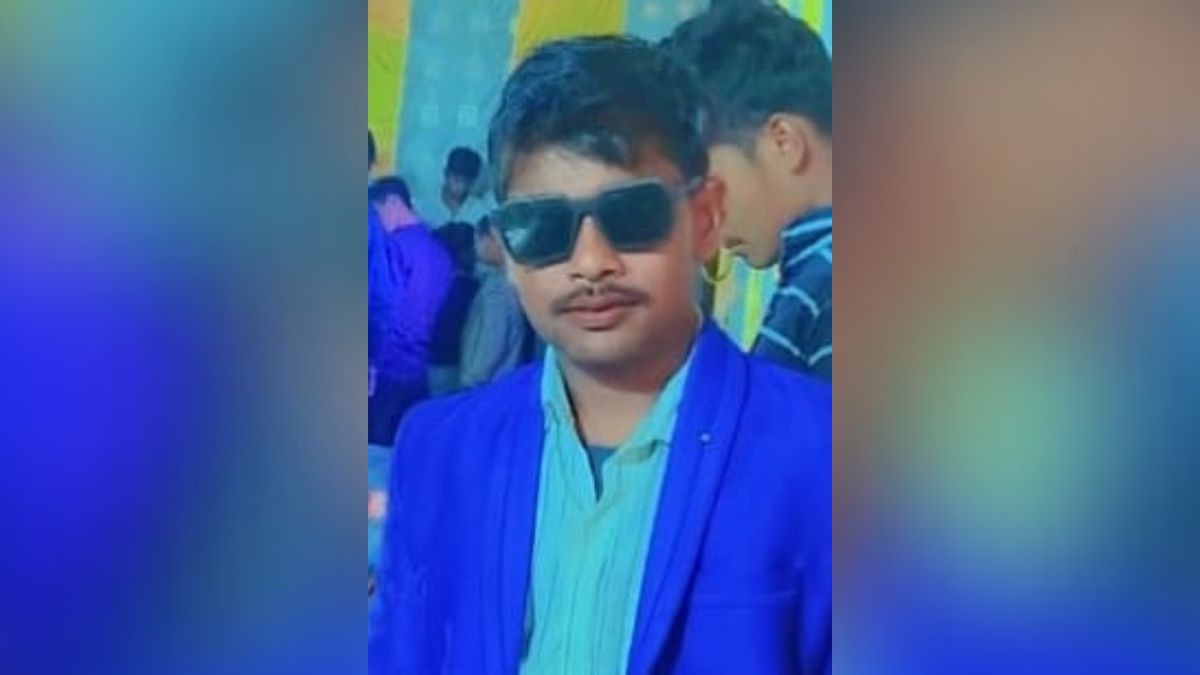 kanpur youth dies after falling into well friends accused