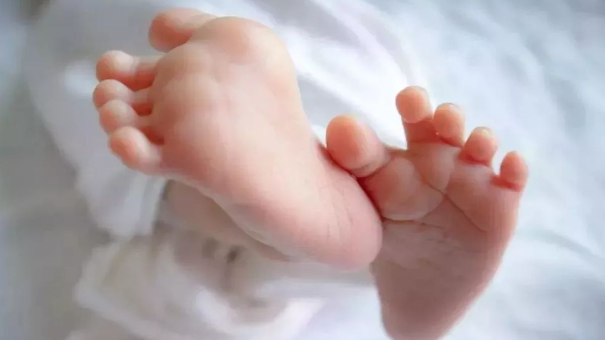 newborn abandoned mother abandons baby in jewar greater noida