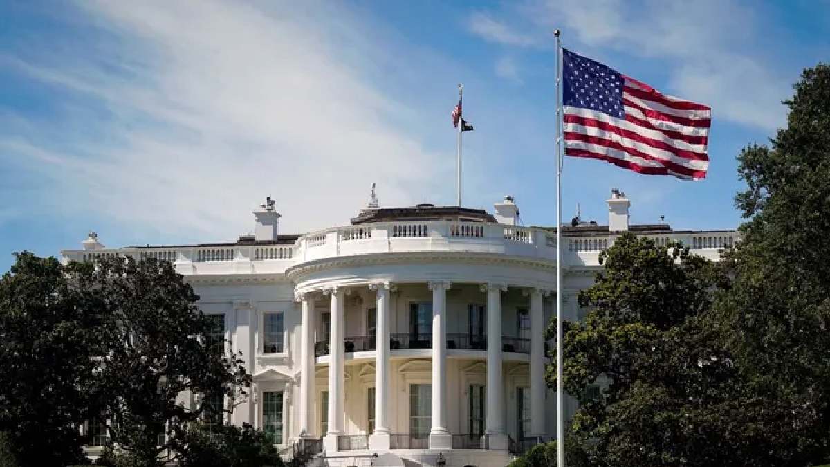 white house clarify trump h 1b visa decision says mischaracterized