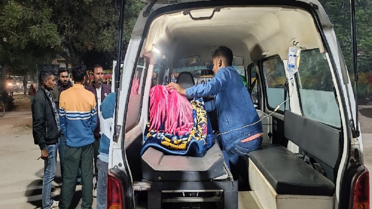 west champaran tractorbolero collision injures five