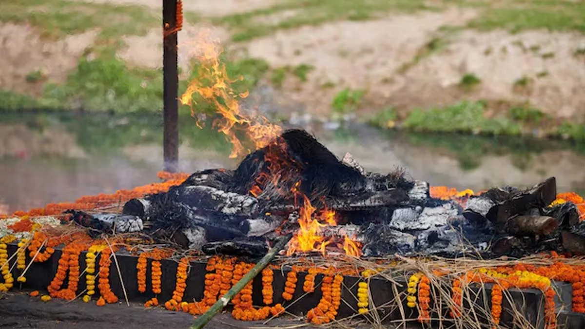 lucknow fake funeral receipts at gulala ghat spark fraud concerns