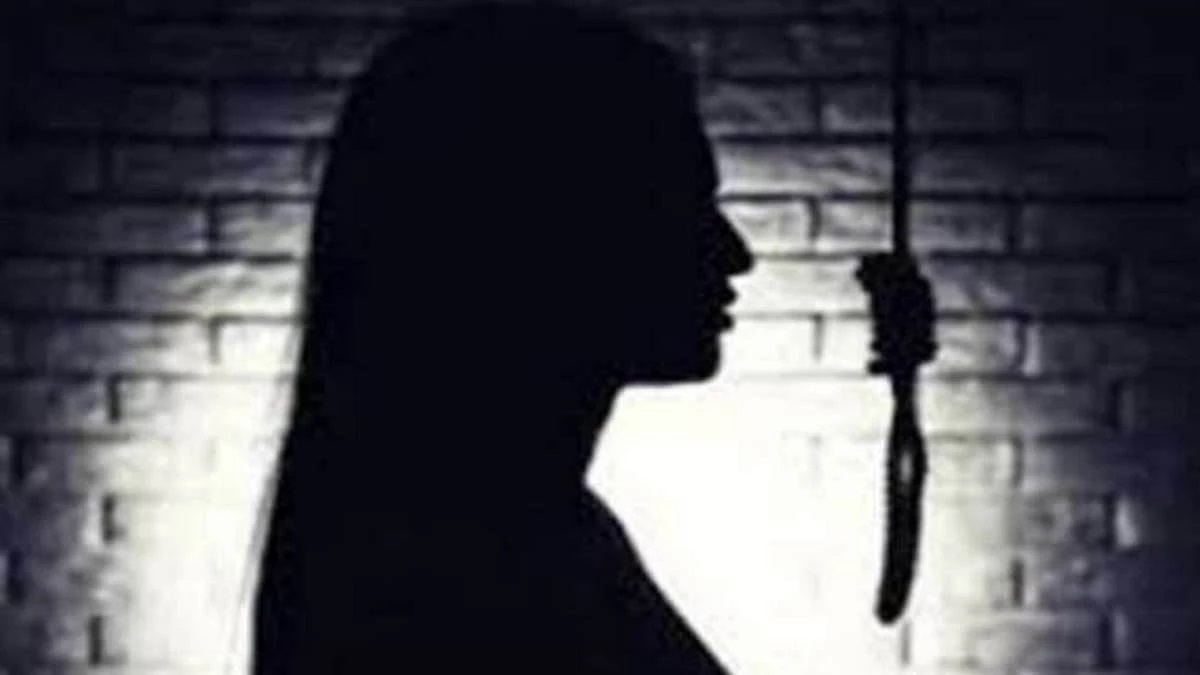 jashpurnagar student suicide principal arrested for harassment