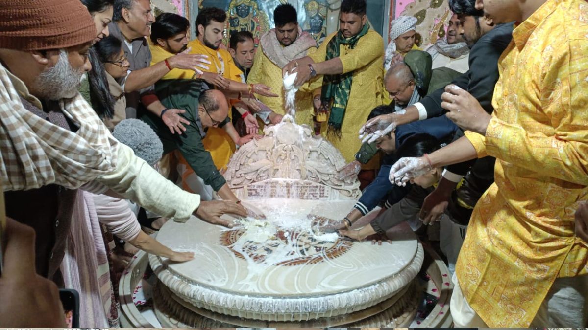 bihar panchami the grand consecration of thakur banke bihar s appearance site performed vrindavan news